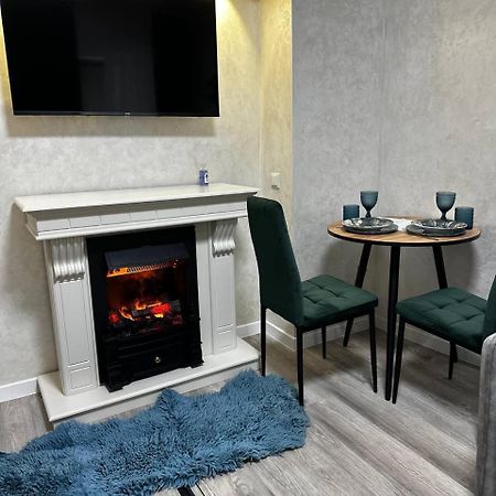 White Rooms On City Center Lviv Ngoại thất bức ảnh