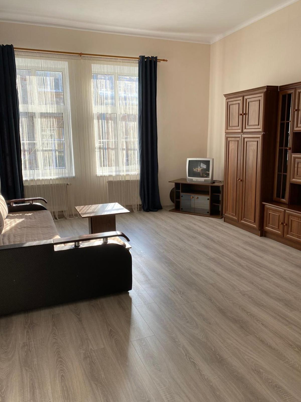 White Rooms On City Center Lviv Ngoại thất bức ảnh