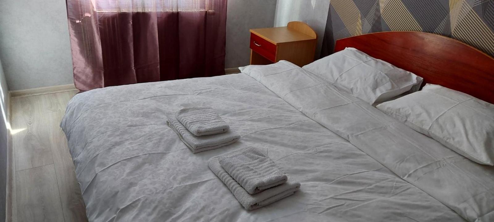 White Rooms On City Center Lviv Ngoại thất bức ảnh