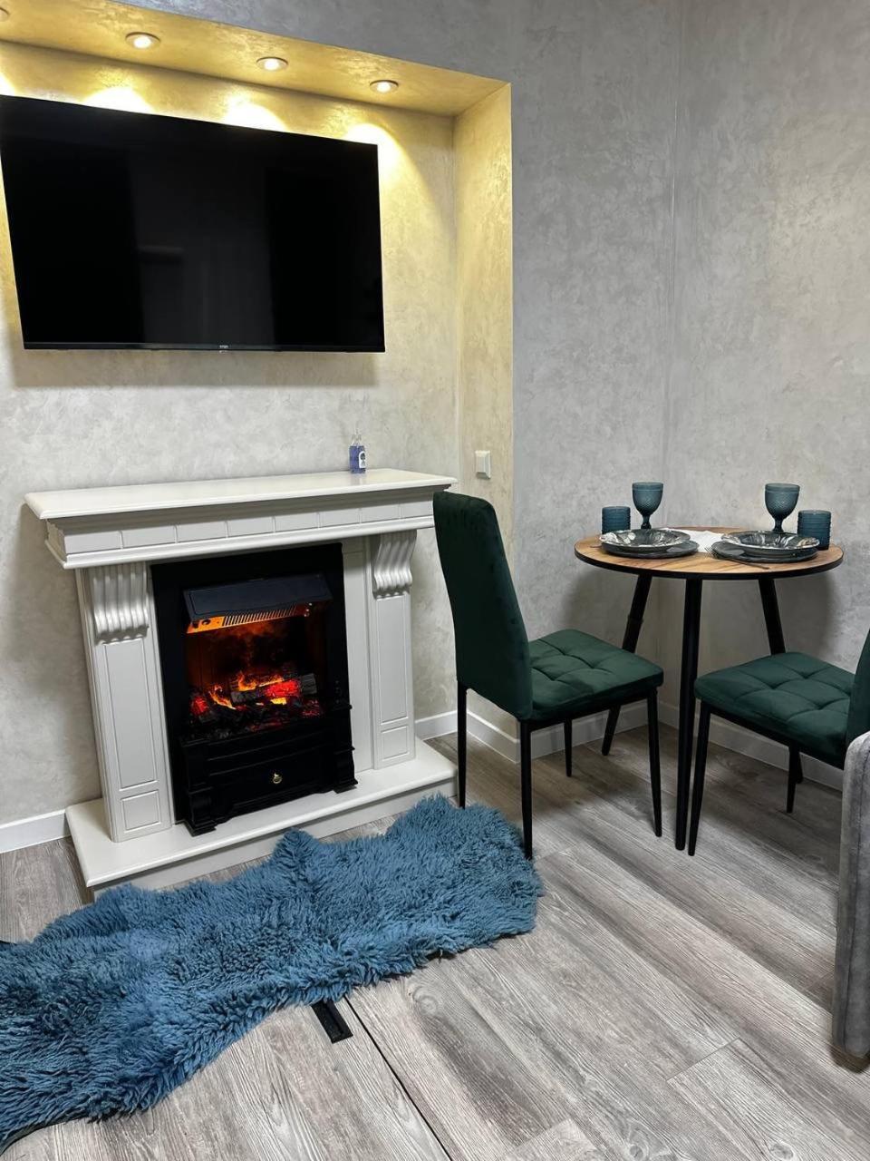White Rooms On City Center Lviv Ngoại thất bức ảnh